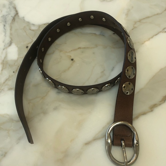 CALVIN KLEIN LEATHER BELT WITH SILVER GROMMETS AND SILVER BUCKLE EUC!! SIZE-M - Picture 2 of 6